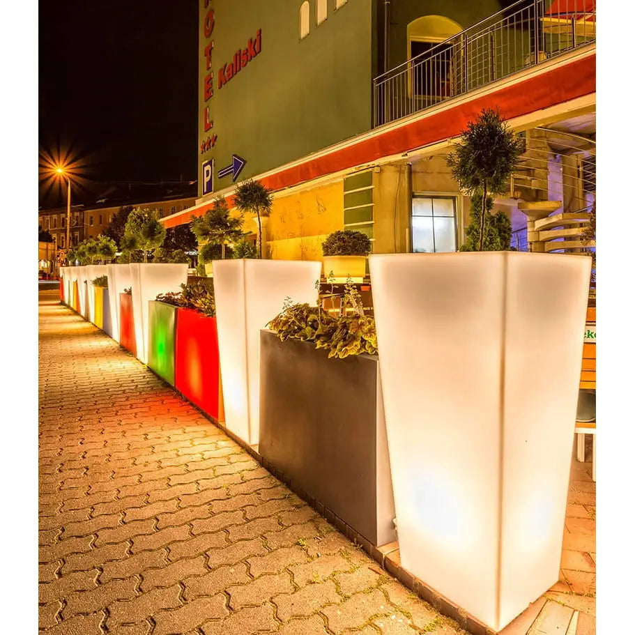 Blomsterpotte Belyst Slim Line m Light Varmt Lys (svart Kabel)