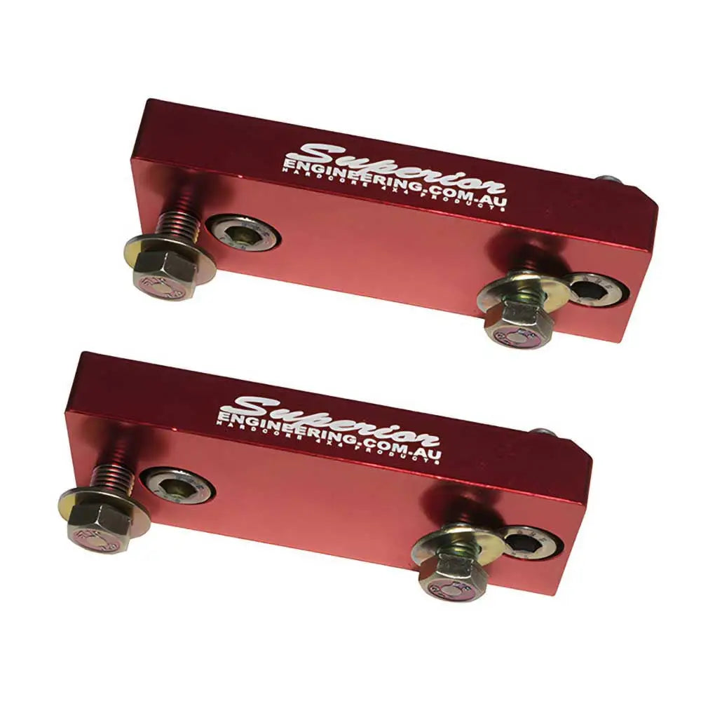Frontstabilisator Forskyvningsbrakett 82 Mm Superior Engineering - Toyota Hilux Revo 15-20
