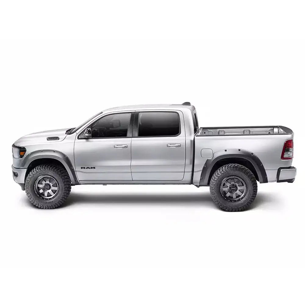 Skjermutvidelser Foran og bak Bushwacker Pocket Style Rebel - Ram 1500 Dt 19-