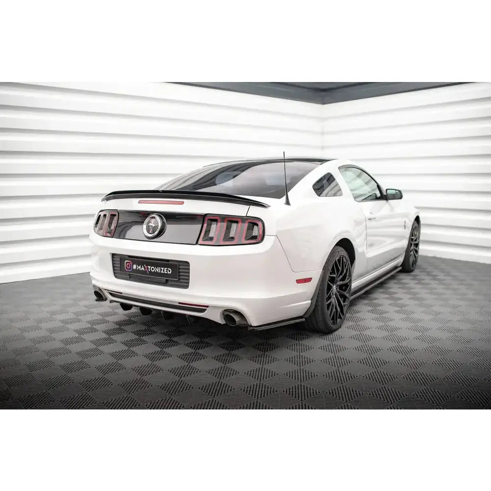 Bakfanger Leppe Ford Mustang Mk5 Facelift