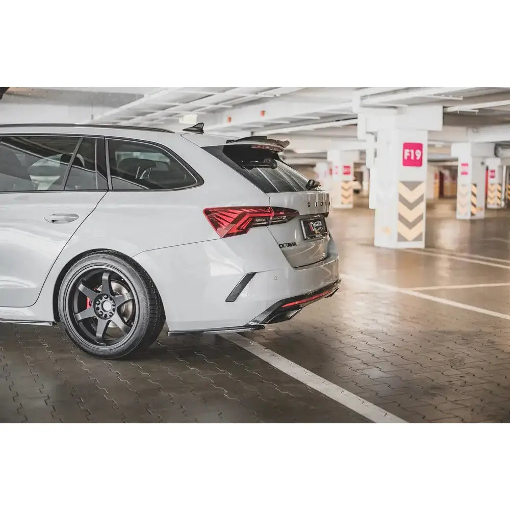Bakfanger Leppe V.1 Skoda Octavia Rs Mk4 20-