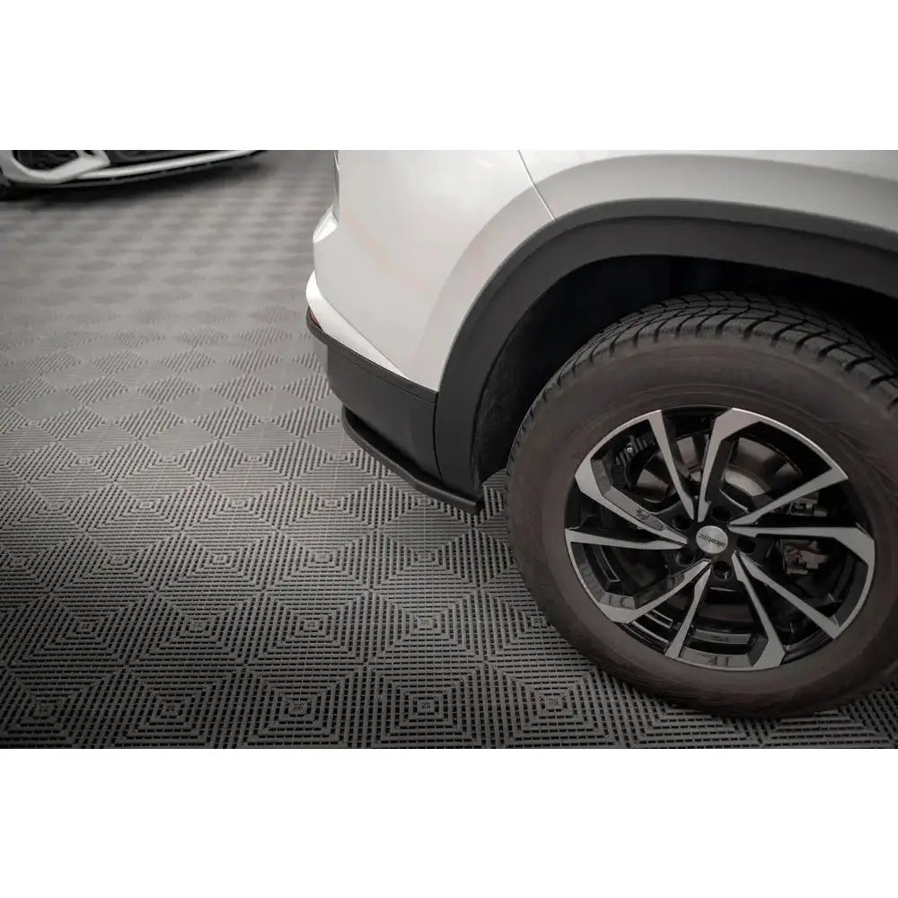 Bakfanger Leppe - Volkswagen Atlas Cross 20-