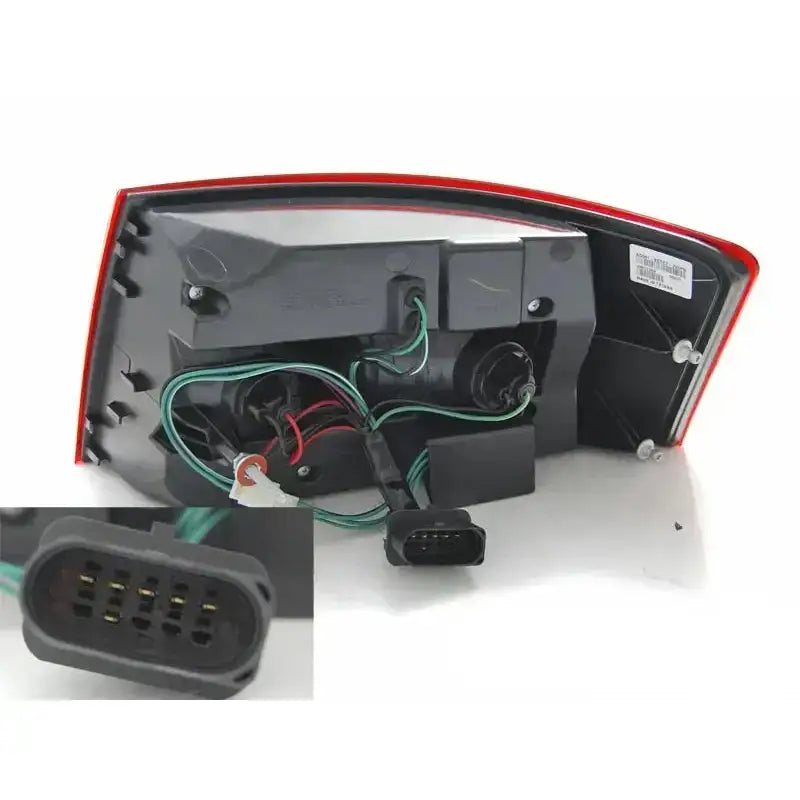Baklykter Audi A6 C6 Sedan 04.04-08 Red Smoke Led Bar 6-pin