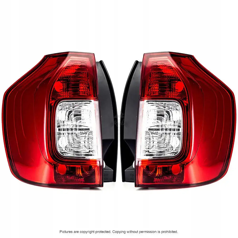Baklykter Dacia Logan 10- P21w