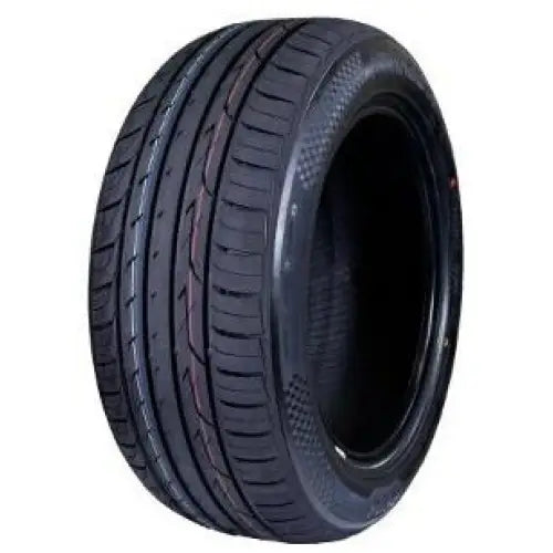 Billige Dekk Three-a P606 235/50 R17 100 w