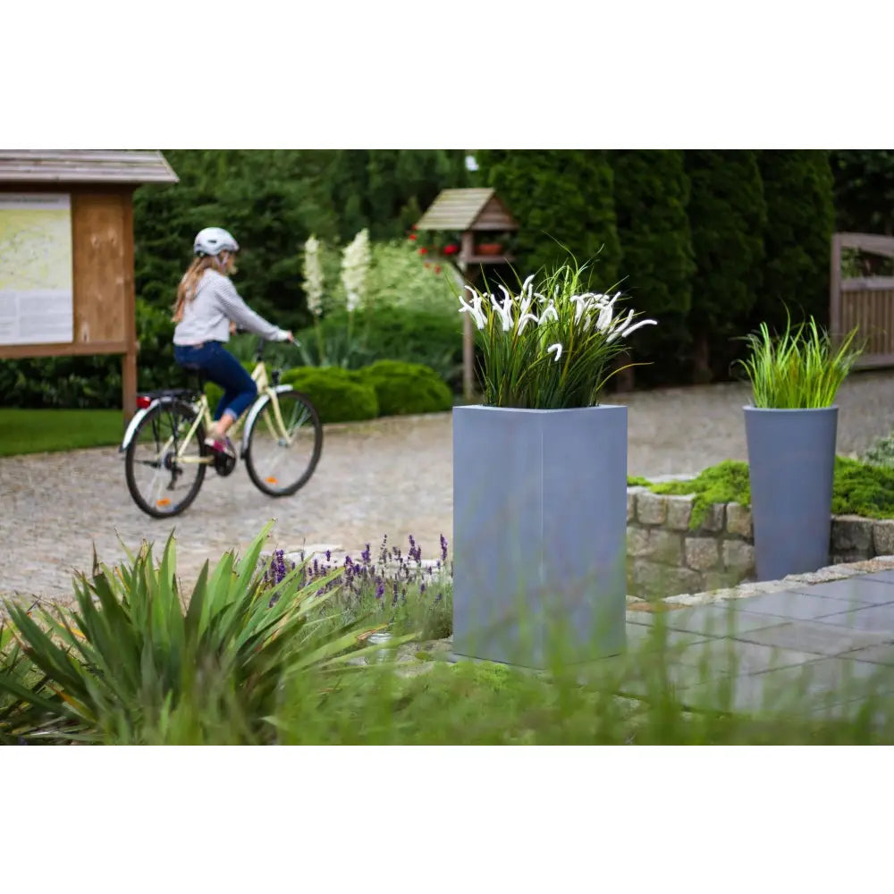 Blomsterpotte Tower Pot Antrasitt (med Indre Hylle + Vann Drenering)