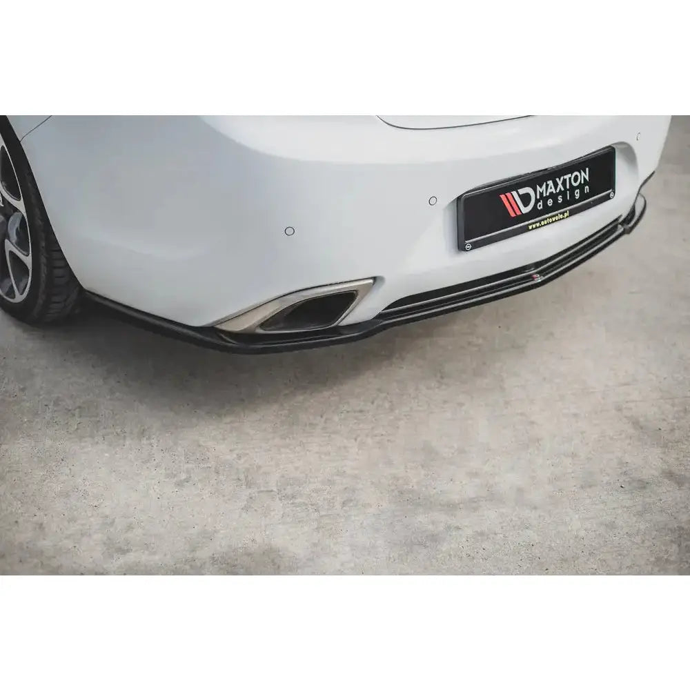 Central Rear Splitter Opel Insignia Mk. 1 Opc Facelift