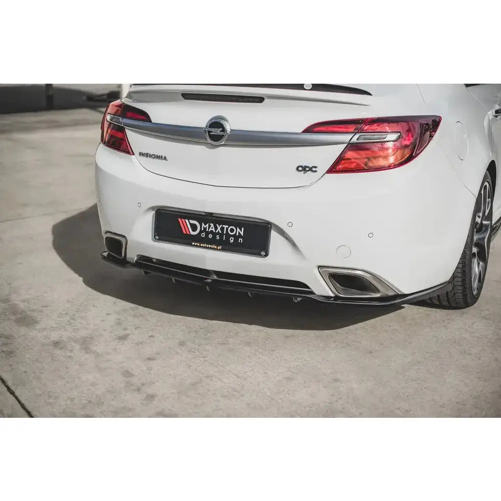 Central Rear Splitter (with Vertical Bars) Opel Insignia Mk. 1 Opc Facelift