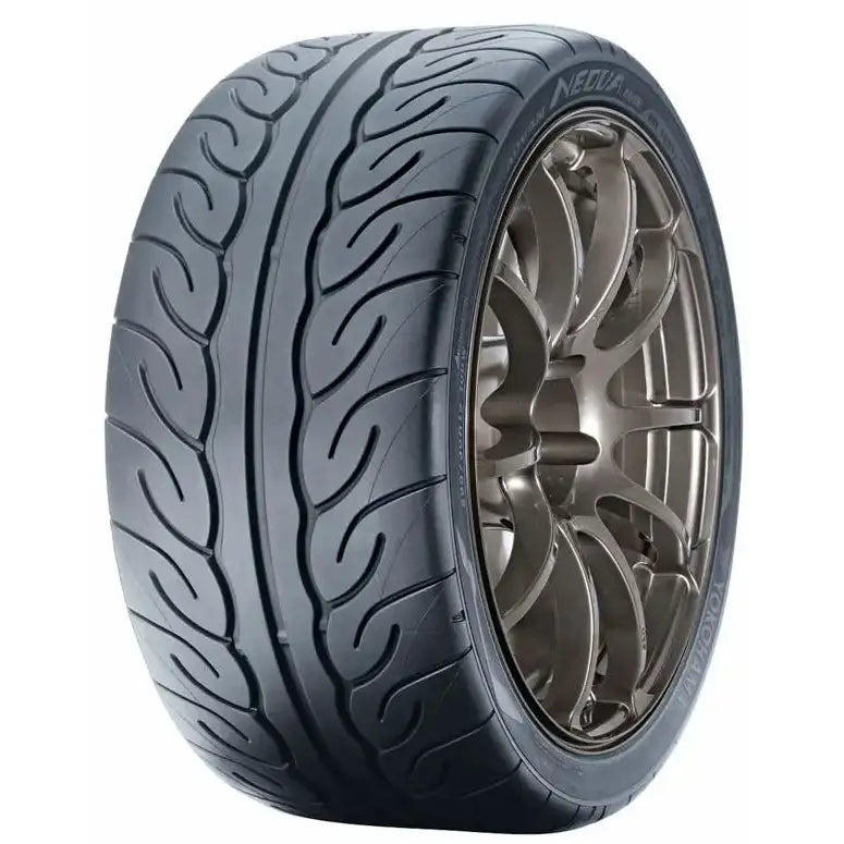 Dekk 195/50 R15 82v Yokohama Ad08rs