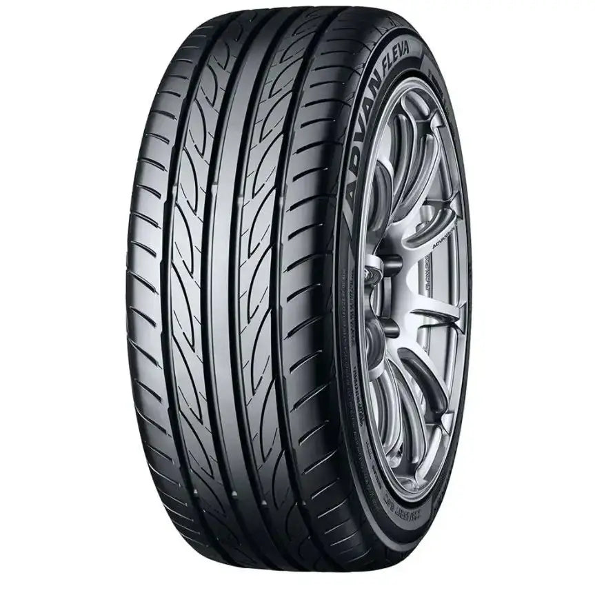 Dekk 215/40 R17 87w Yokohama Advan Fleva V701