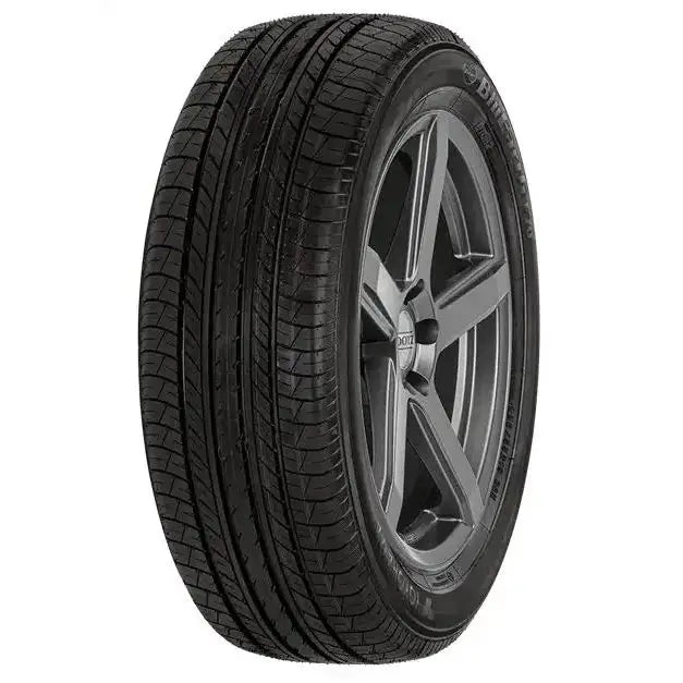Dekk 215/45 R17 87w Yokohama E70j Lexus Ct