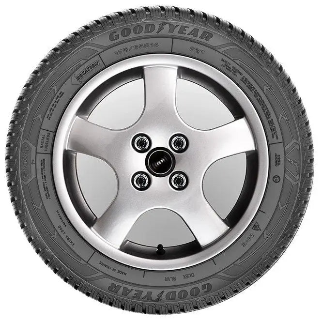 Dekk Goodyear Ultra Grip 9 + 185/65 R15 88 t
