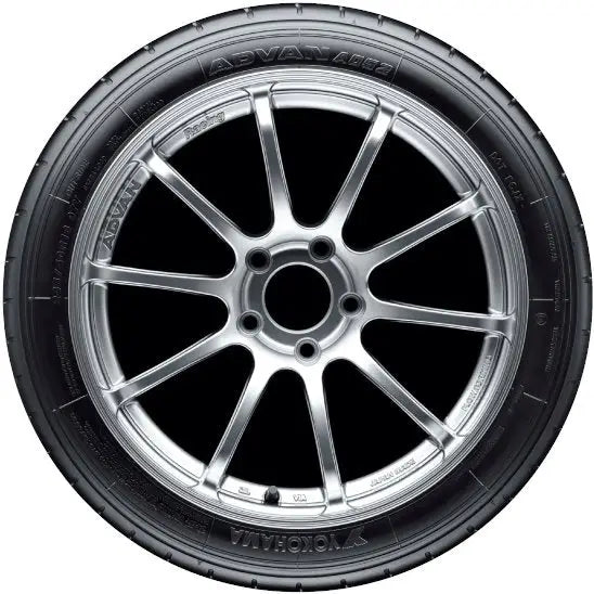 Dekk Yokohama Advan A052 185/60 R13 80 v
