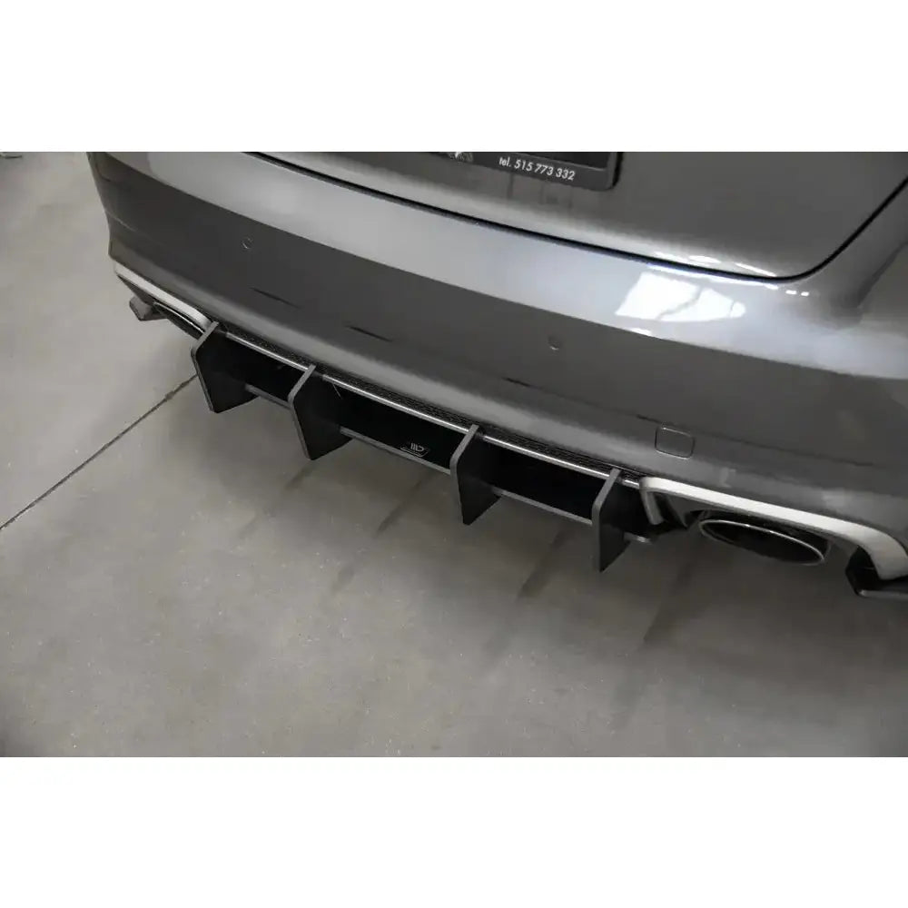 Diffuser bak Racing V.2 Audi Rs3 8v Sportback