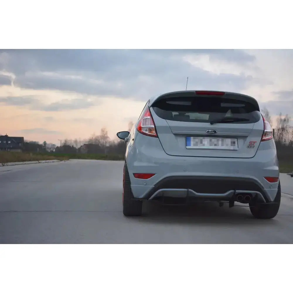 Diffuser bak V.2 Ford Fiesta Mk7 St Facelift