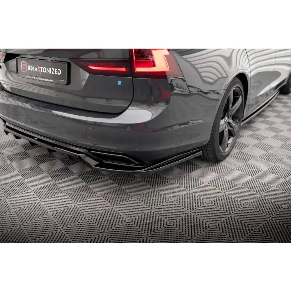 Diffuser Volvo V90 16-20 R-design Mk2 - Central Rear Splitter