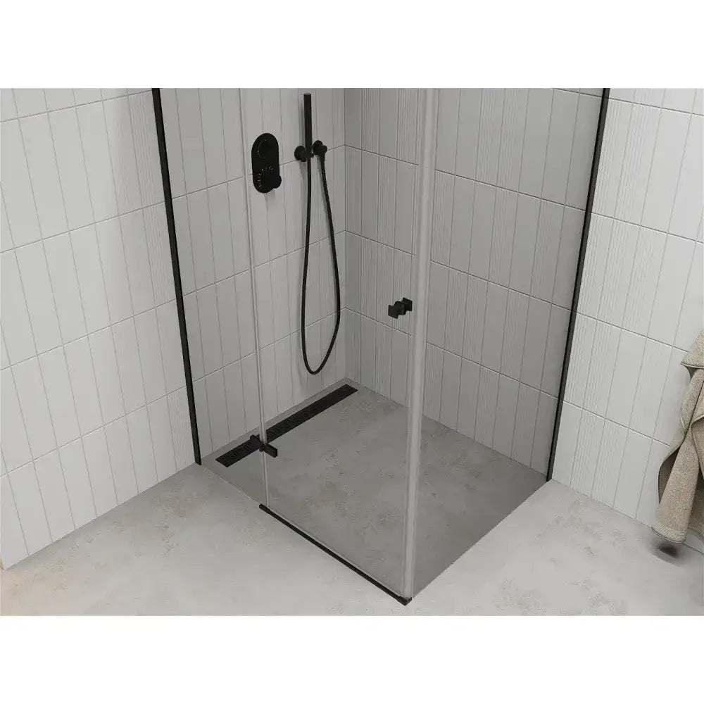 Dusjhjørne 80x110 Cm Svart Inngangsbredde (mm): 552