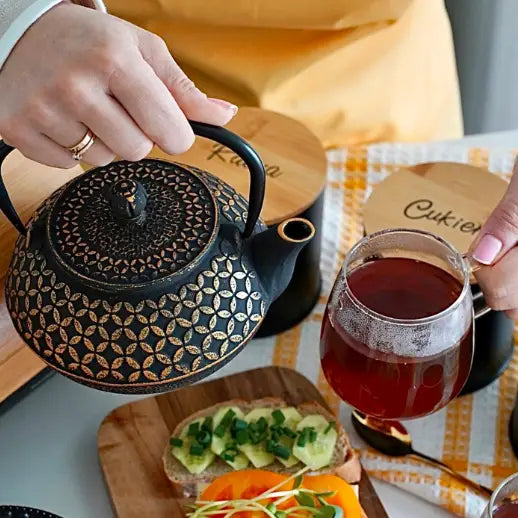 Elegant Tekanne i Støpejern 0,8l med Infuser Hanako Gull