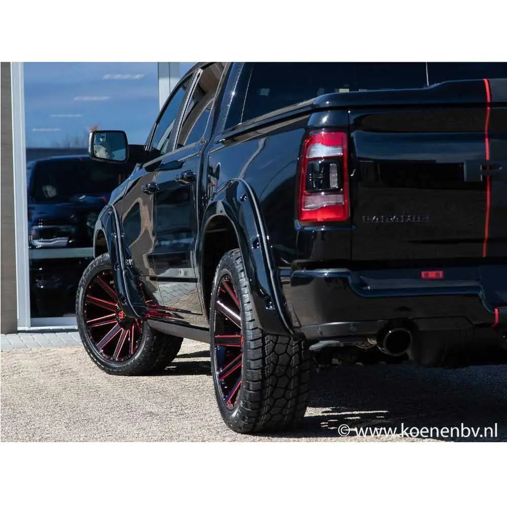 Felg D643 Contra Gloss Black/candy Red Fuel 22x10 Et-19 6x139.7 / 6x135