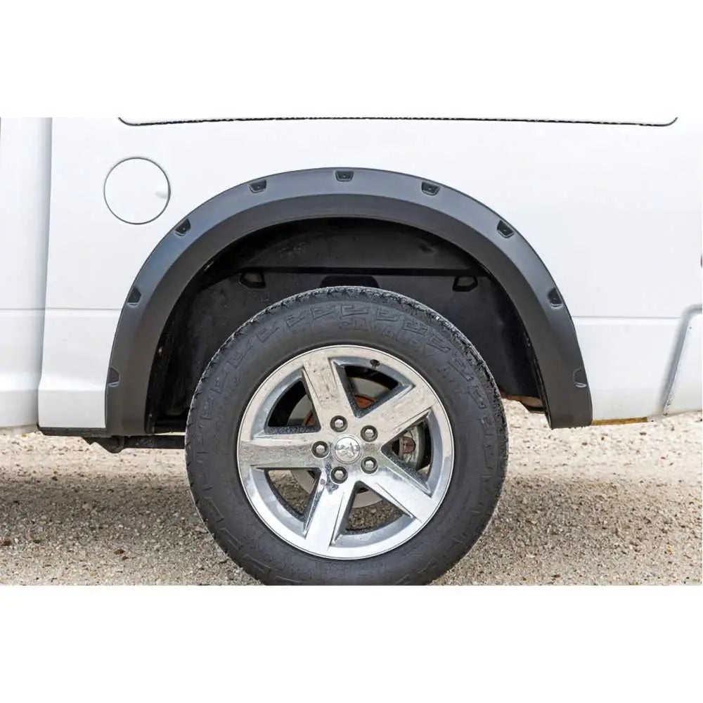 Foran og Bakskjermbreddere Rough Country Pocket - Ram 1500 Classic Ds 19-