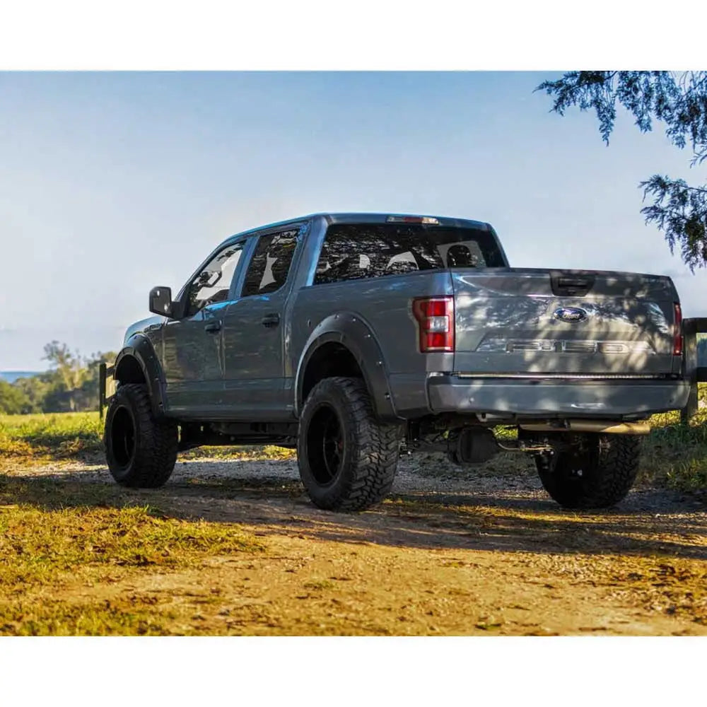 Ford F150 15-20 Skjermbreddere Rough Country Defender Pocket