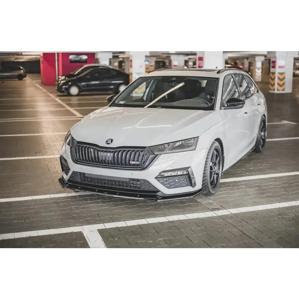 Frontleppe V.1 Skoda Octavia Rs Mk4 20-