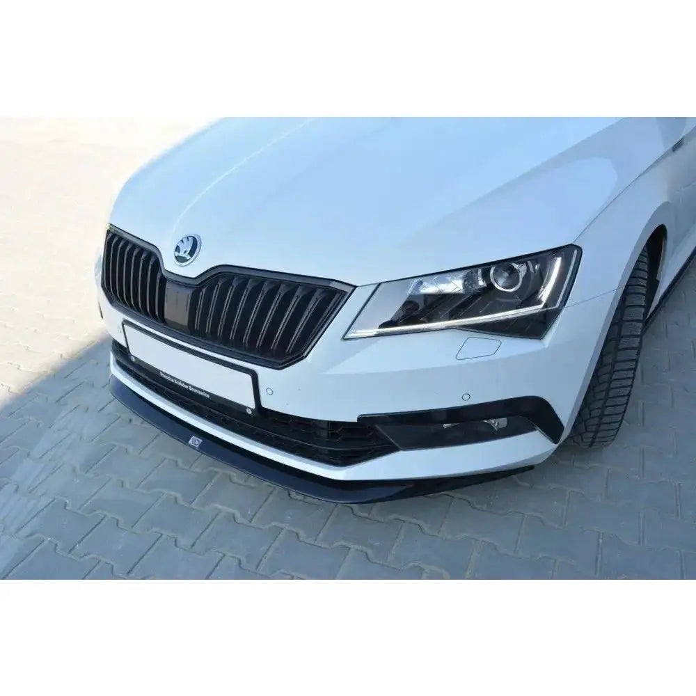 Frontleppe V.1 Skoda Superb Iii