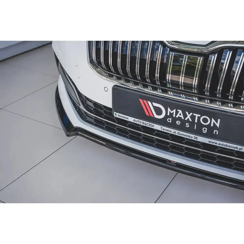 Frontleppe V.1 Skoda Superb Mk3 Fl