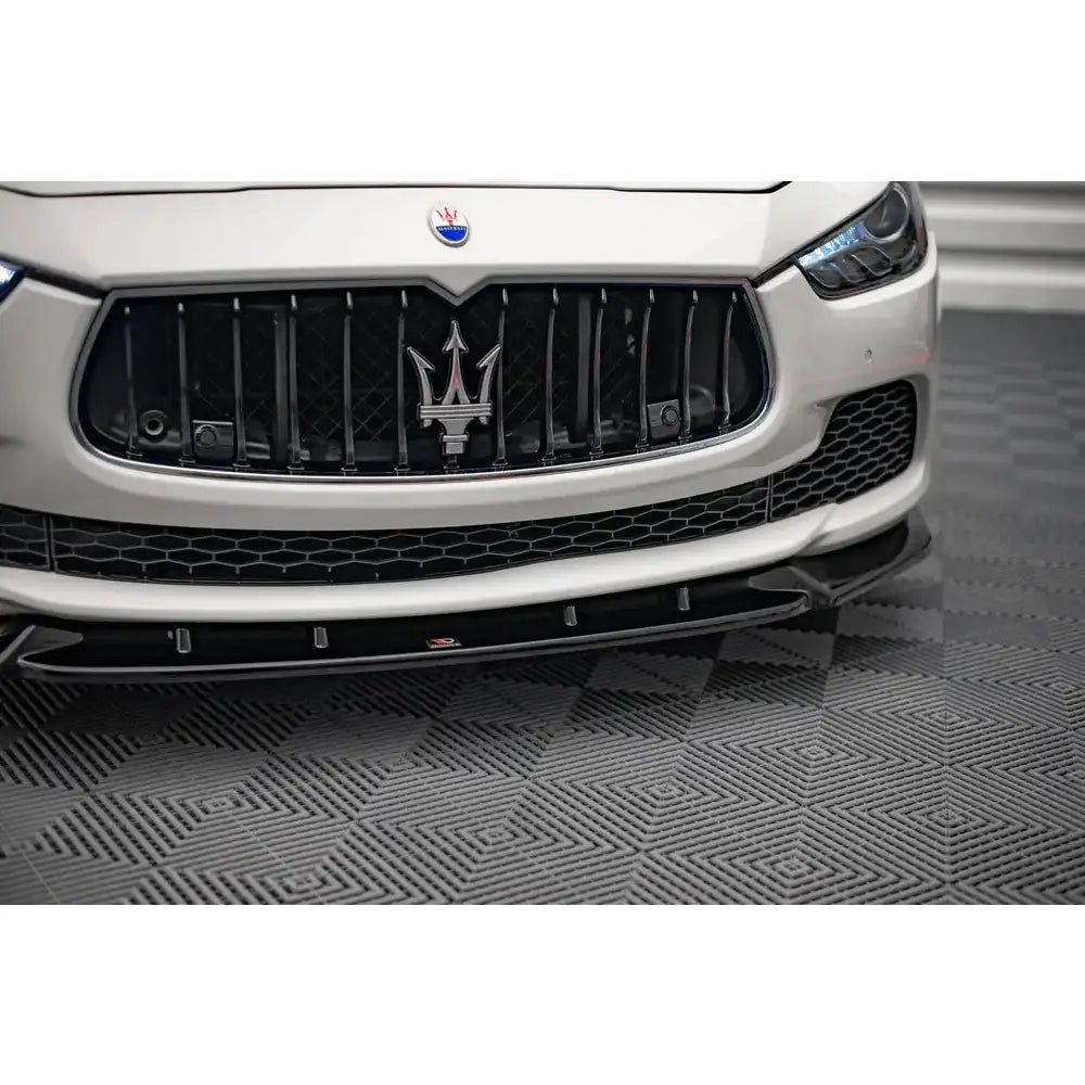 Frontleppe V.2 - Maserati Ghibli Mk3 13-