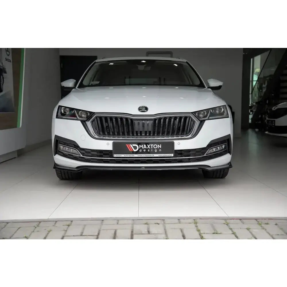 Frontleppe V.2 Skoda Octavia Mk4