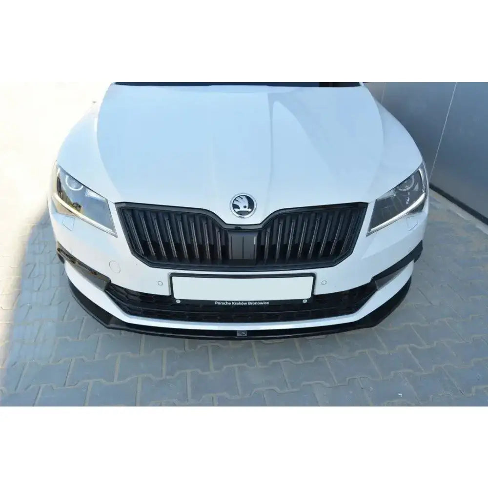 Frontleppe V.2 Skoda Superb Iii