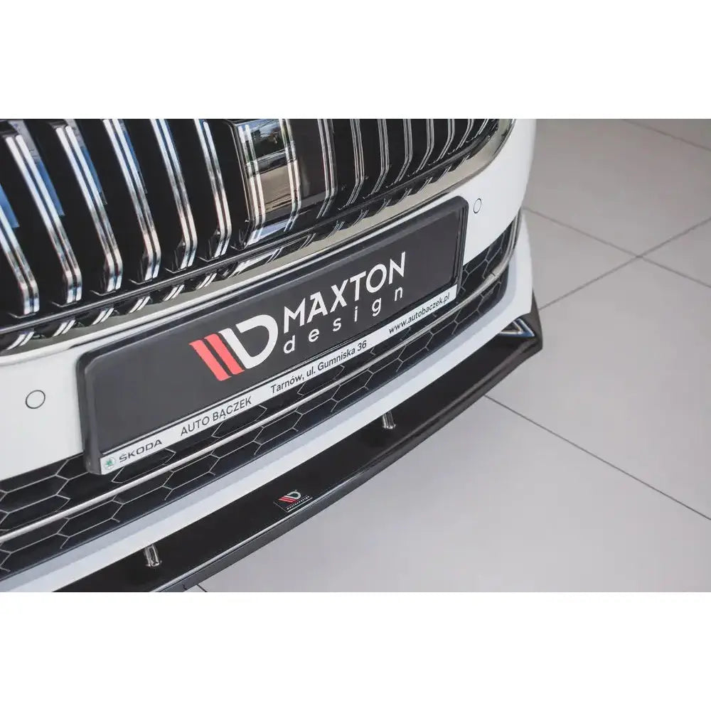 Frontleppe V.2 Skoda Superb Mk3 Fl