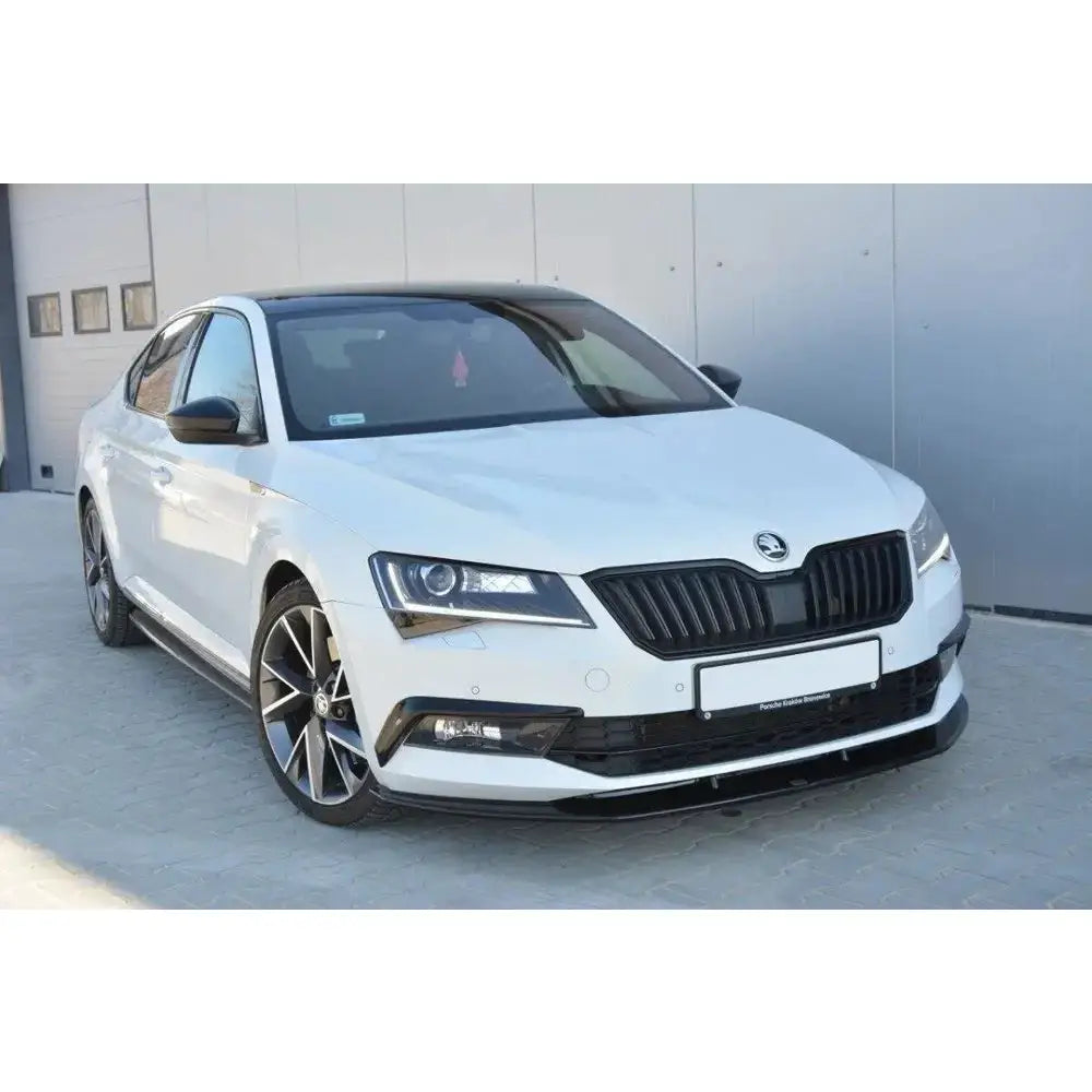 Frontleppe V.3 Skoda Superb Iii