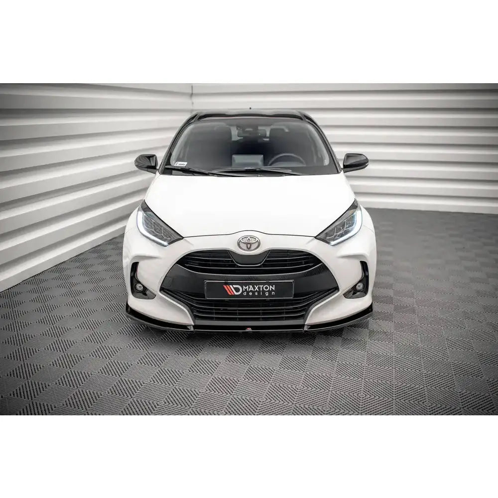 Frontleppe V.3 - Toyota Yaris Mk4 19-