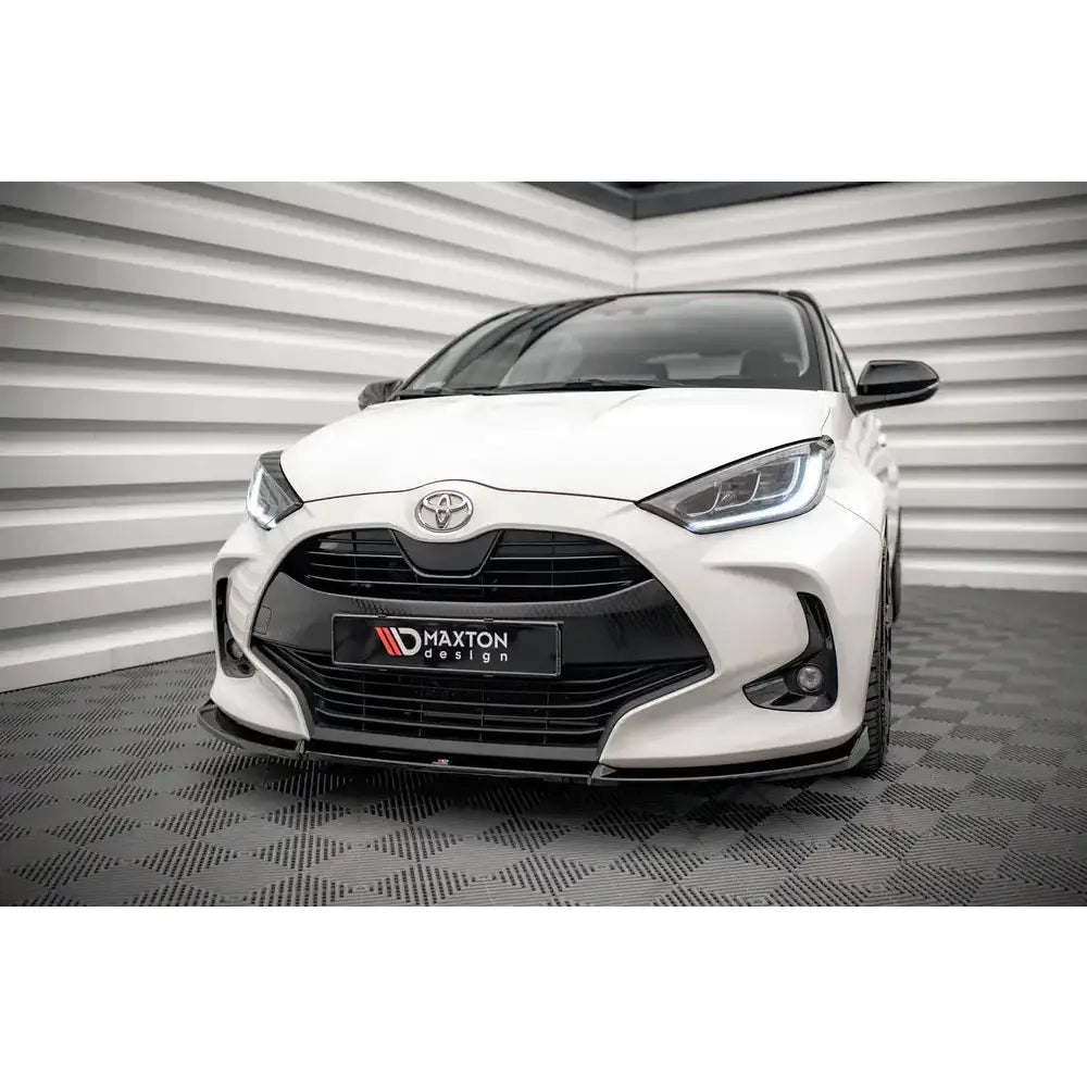 Frontleppe V.3 - Toyota Yaris Mk4 19-