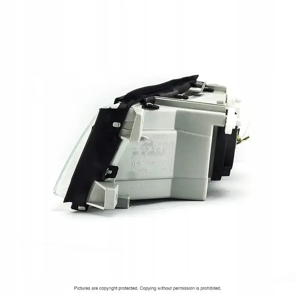Frontlykter Skoda Octavia 1 96-00 H3 \ H4 \ W5w