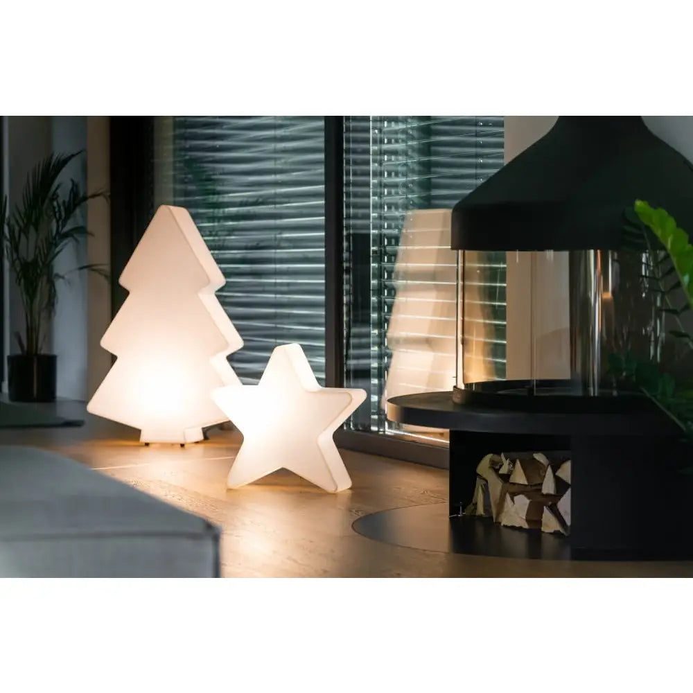 Juletre med Led-belysning m Varmt Lys (hvit Innendørskabel med Bryter)