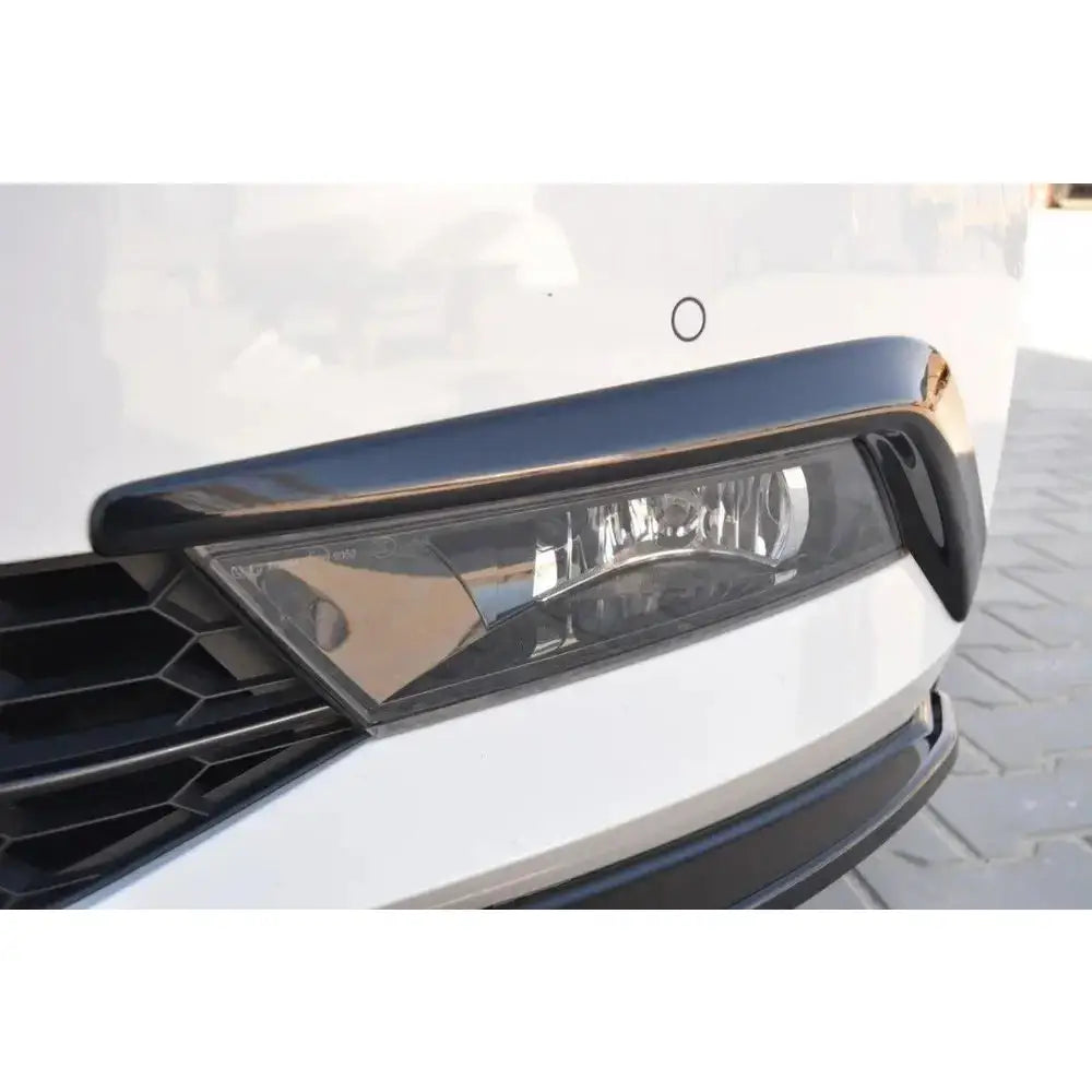 Lykteomramming Skoda Superb Iii
