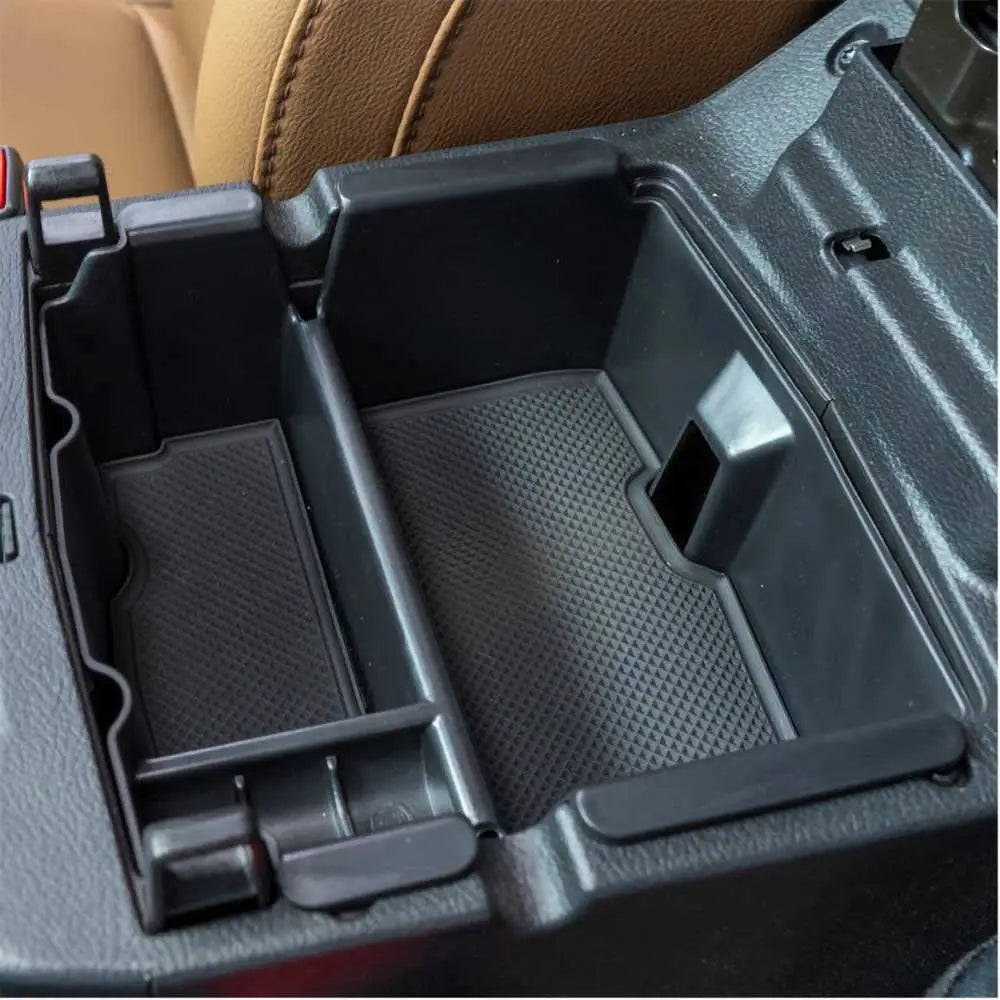 Organiser for Bilens Midtarmlene - Jeep Wrangler Jl 2 d 18-