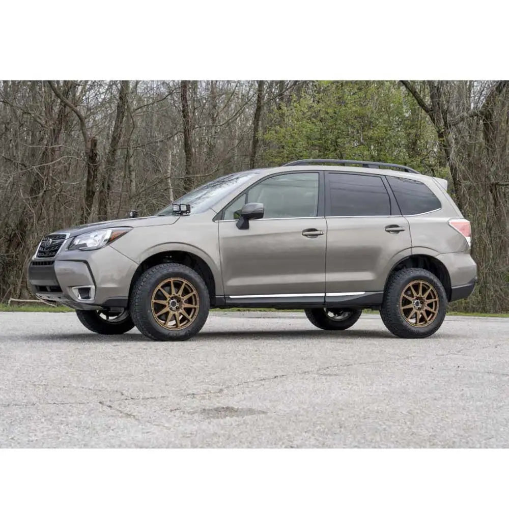 Rough Country 2’’ Hevesett - Subaru Forester 14-18
