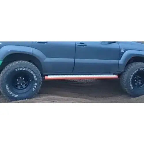 Sideskjørt Stål Toyota Land Cruiser J120 02-09 Lang