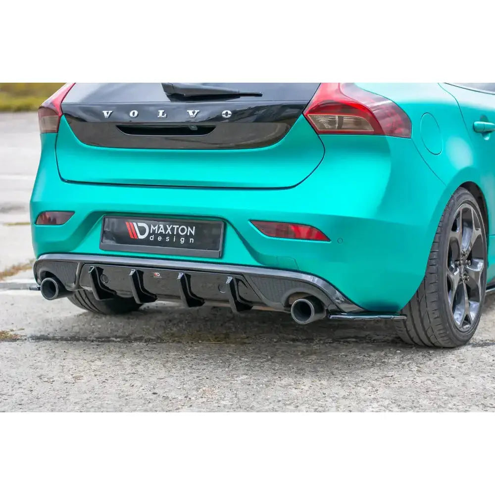 Sidesplittere bak Volvo V40 R-design