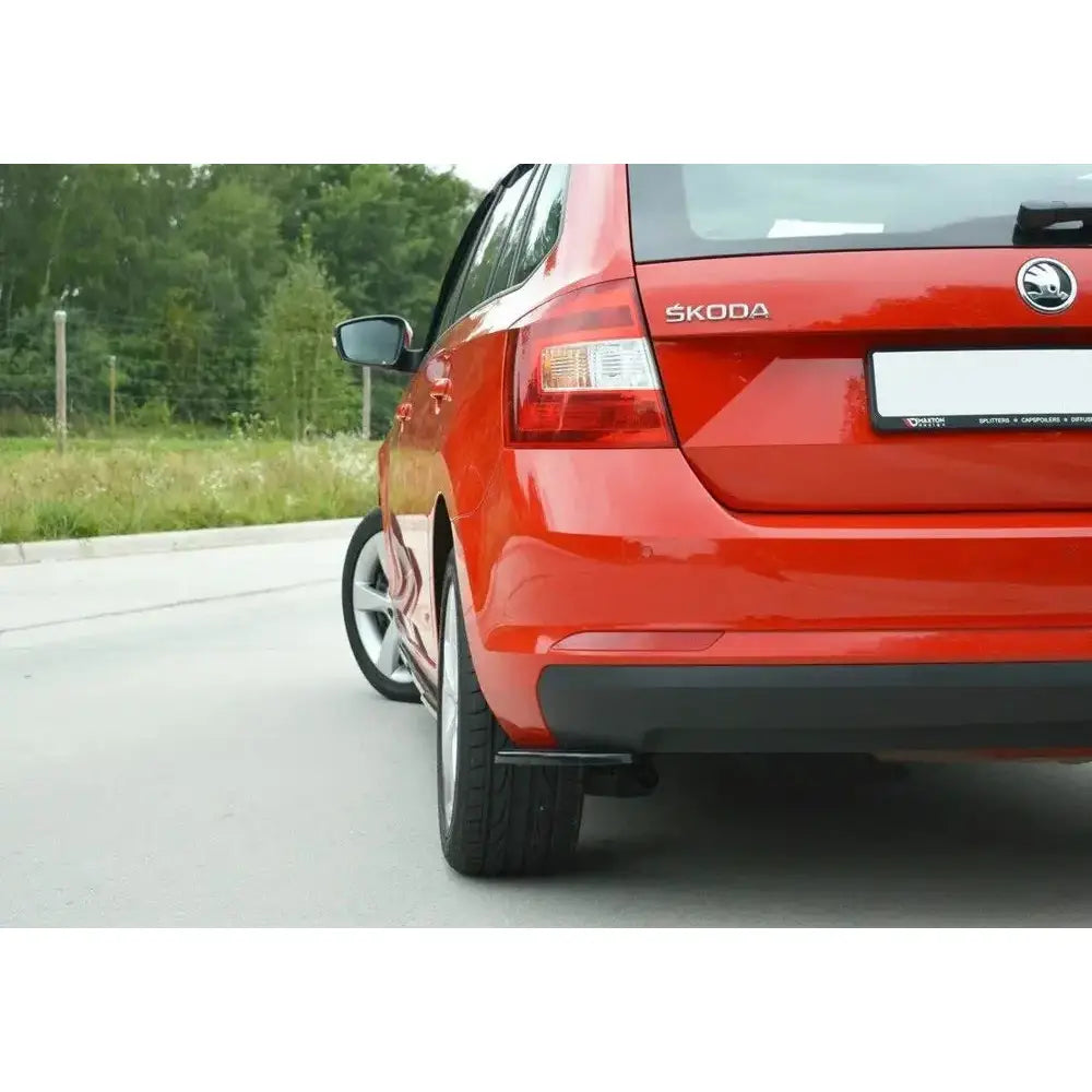 Sidesplitters bak Skoda Rapid Spaceback