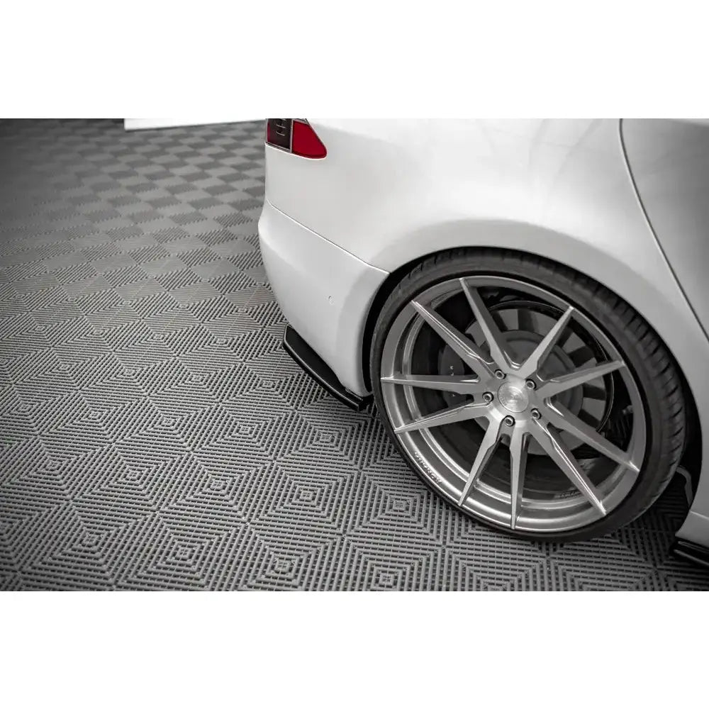 Sidesplitters bak - Tesla Model s 16-