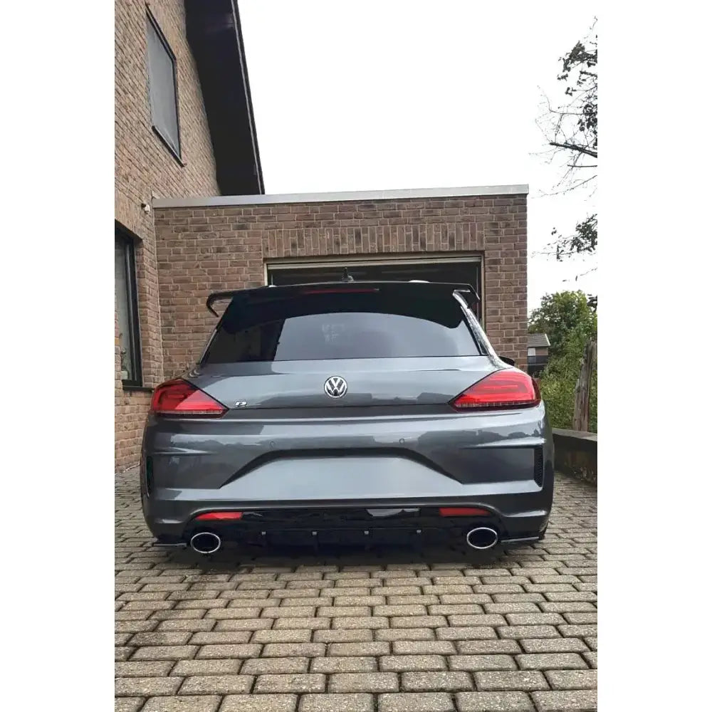 Sidesplitters bak Volkswagen Scirocco Mk.3 r Facelift