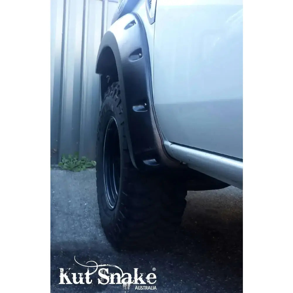 Skjermbreddere - Mazda B2500 99-06