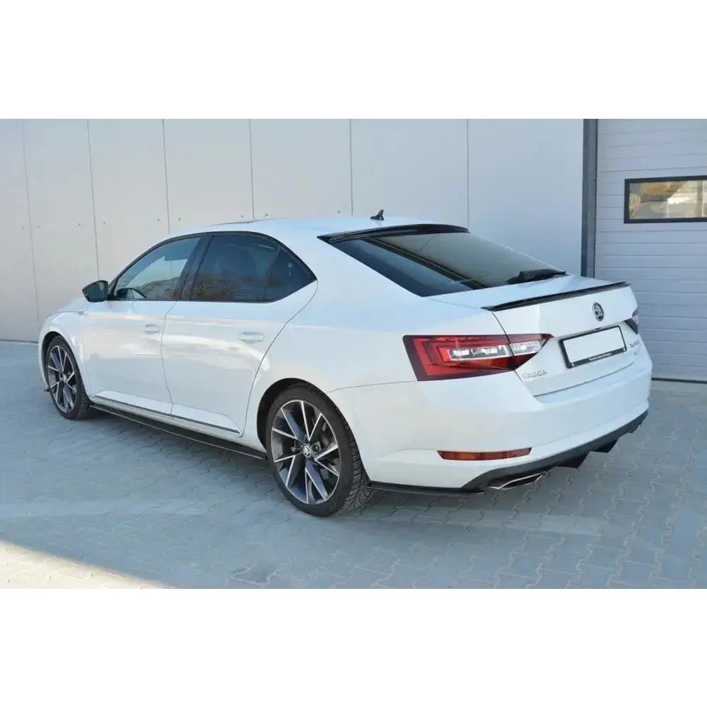 Spoiler Cap Skoda Superb Iii