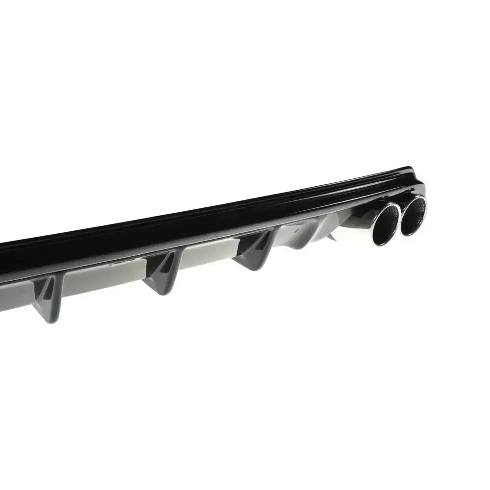 Støtfangerskjørt Valance bak med Utsparring for Eksos Ford Focus Mk4 St-line