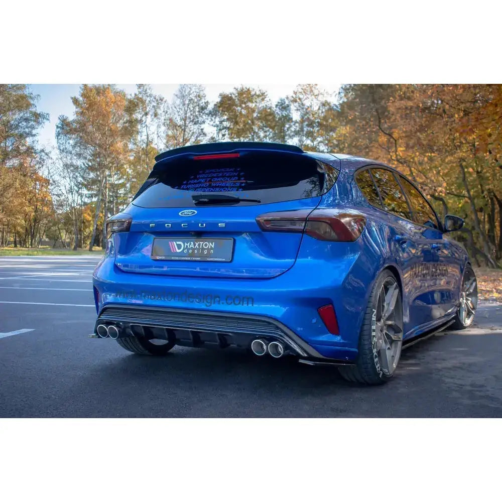 Støtfangerskjørt Valance bak med Utsparring for Eksos Ford Focus Mk4 St-line
