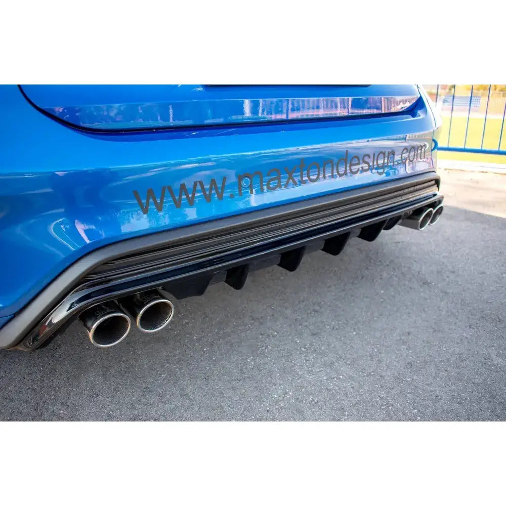 Støtfangerskjørt Valance bak med Utsparring for Eksos Ford Focus Mk4 St-line